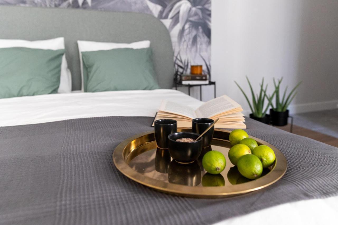 Lion Apartments - Premium Studio With Balcony كراكوفيا المظهر الخارجي الصورة