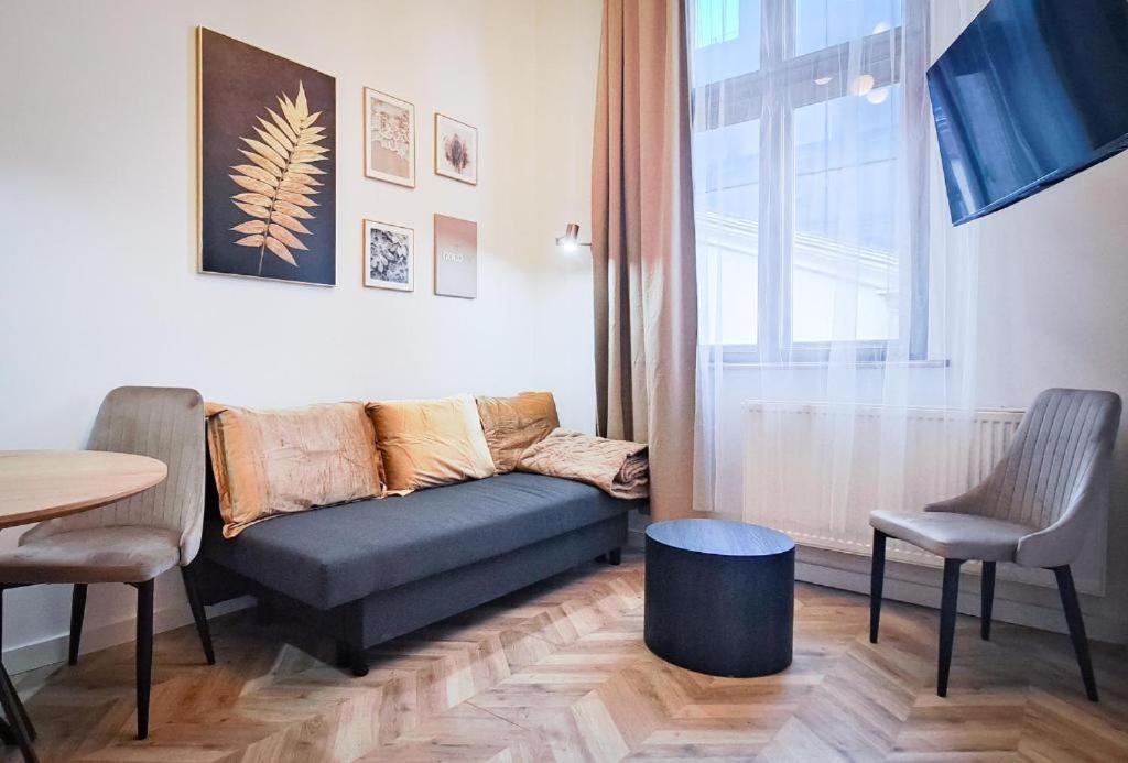 Lion Apartments - Premium Studio With Balcony كراكوفيا المظهر الخارجي الصورة